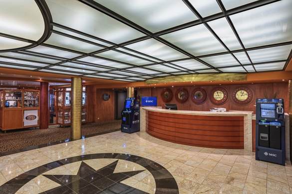 MSC Cruises MSC Sinfonia MSC Excursions Office 3 ©MSC Rights - Ivan Sarfatti.jpg